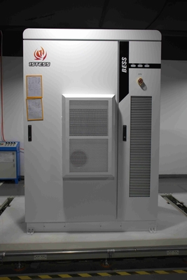 वाणिज्यिक बेस ऊर्जा भंडारण समाधान 50KW आईईसी यूएन यूएल प्रमाणन के साथ